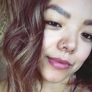 Meet your Posher, Eva